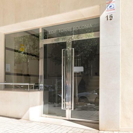 Apartamento Malaga Beach Экстерьер фото