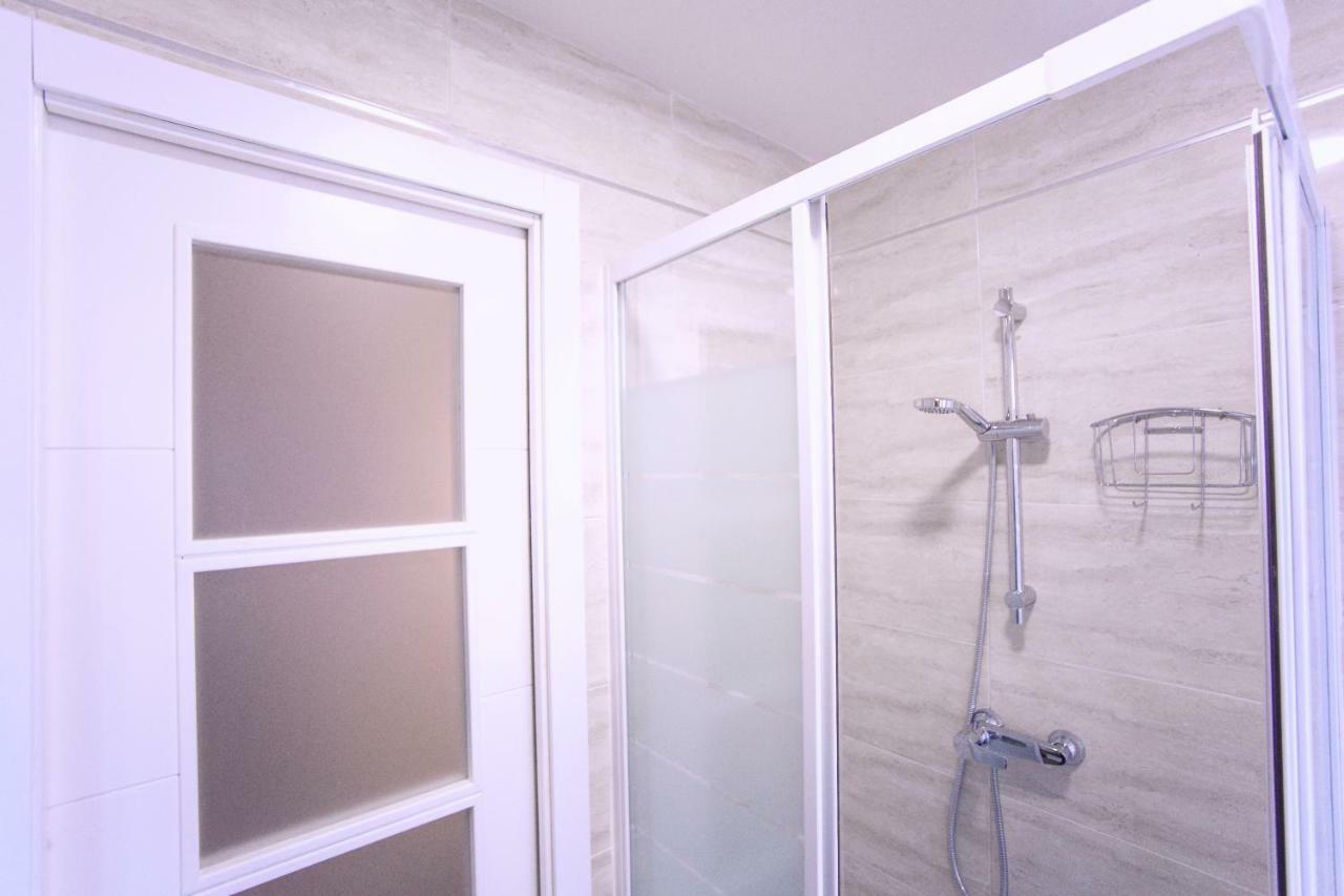 Apartamento Malaga Beach Экстерьер фото